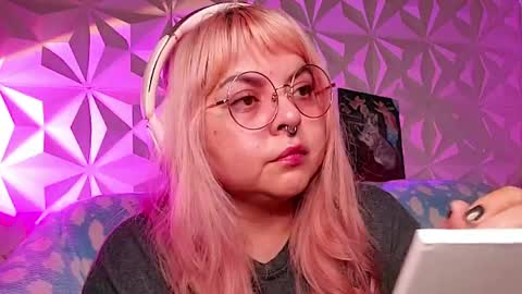 Gina George online show from April 21, 1:53 am