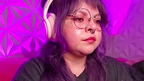 Snapshot of satyn_doll chatting on October 22, 3:10 am Gina George online show from October 22, 3:10 am