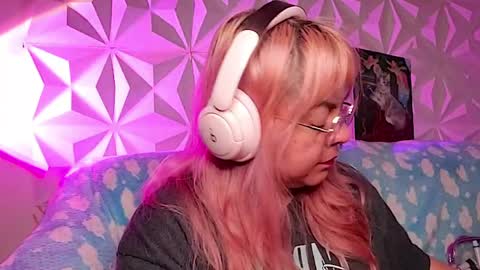 Gina George online show from April 21, 2:51 am