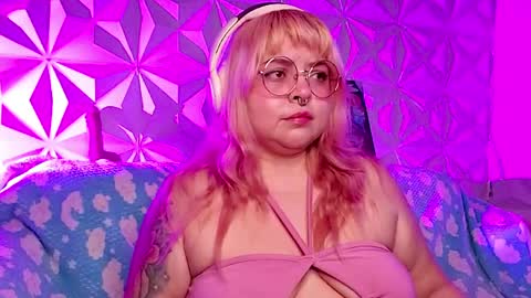 Gina George online show from April 7, 12:56 am