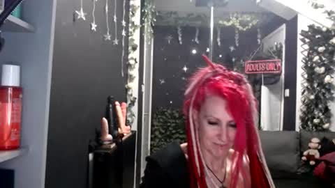 SaucySky online show from April 2, 10:49 pm