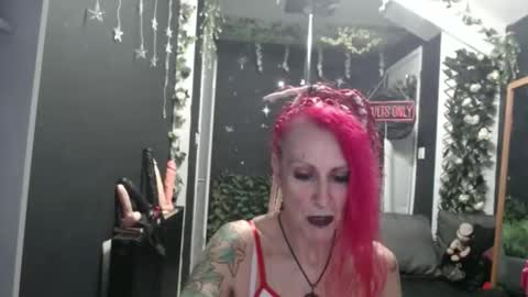 SaucySky online show from February 28, 12:25 am