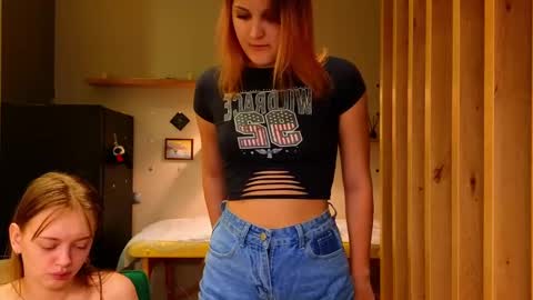 LUNA and ANNA    online show from January 31, 6:03 pm