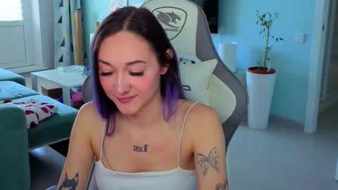 Ariel online show from April 29, 4:06 am