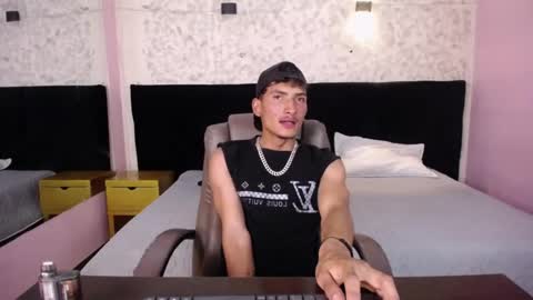 SavageLover  online show from November 25, 4:00 am