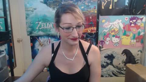 Savanah online show from November 14, 5:37 pm