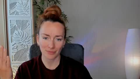 save the qween online show from May 4, 7:26 am
