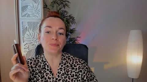 save the qween online show from March 19, 6:52 am