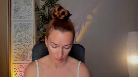 save the qween online show from June 13, 8:14 am