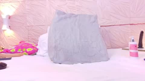 savory_pussy18 online show from October 27, 2:39 pm