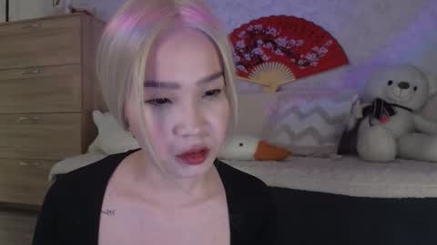 Saya online show from December 17, 6:25 pm