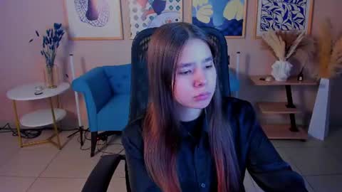 Saya online show from July 25, 1:53 pm