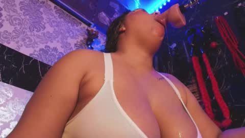 Scarlet online show from November 10, 6:54 pm