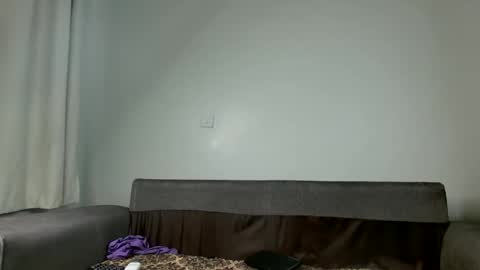 scarlet seductress online show from April 27, 8:01 am