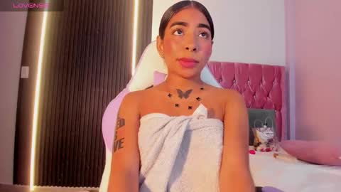 scarlet_vixen_ online show from February 8, 2:53 pm