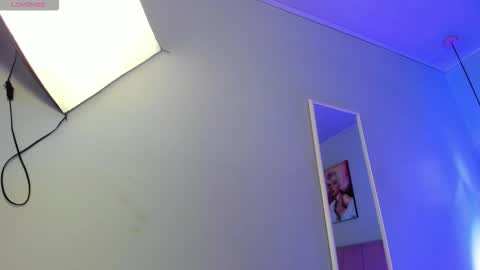 Scarlet  online show from February 27, 5:11 am