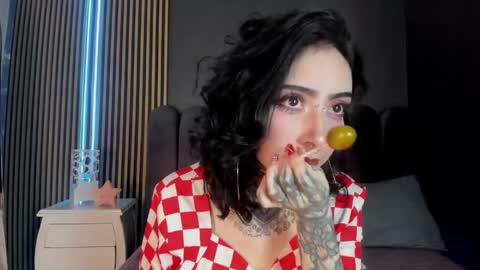 Scarleth online show from April 28, 2:27 am