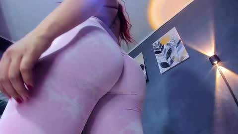 Scarleth Nyx online show from September 10, 1:45 pm