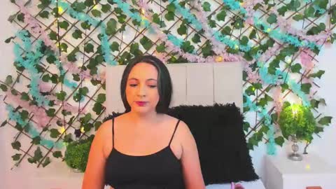 scarlet  online show from February 1, 11:07 am