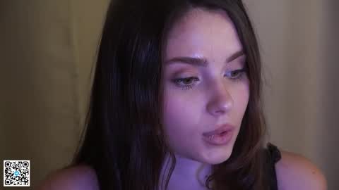 Scarlet online show from January 8, 9:20 pm