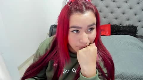 Scarlett Anaiz online show from January 6, 9:30 pm