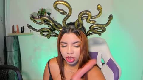 scarlett_enjoy1 online show from October 16, 2:49 pm