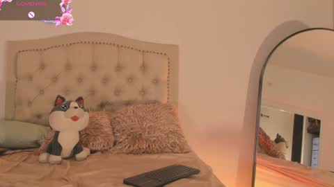 Scarlett Grand online show from January 31, 6:02 am