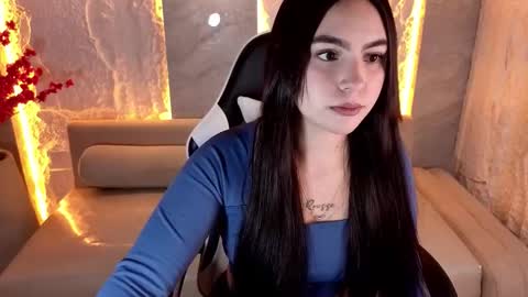 Scarlett online show from October 26, 1:01 pm