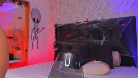 Scarlett online show from October 23, 6:15 am