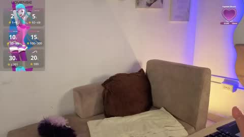 Scarlett   online show from April 20, 1:25 pm