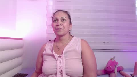 scarlettbooty online show from April 1, 12:06 pm