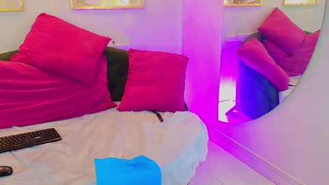 SCARLETTE online show from April 21, 2:51 am