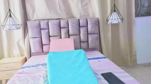 scarlettjonson_ online show from March 13, 1:58 pm