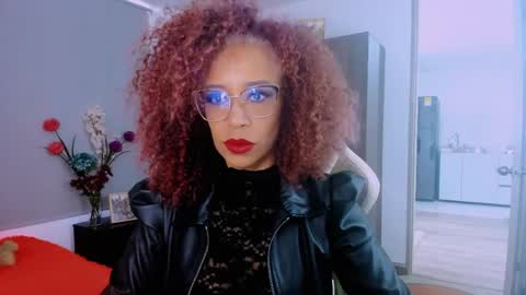 Scarlett online show from April 27, 9:01 pm