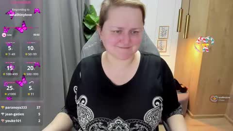 Snapshot of scarlettsoft chatting on March 10, 12:06 pm Scarlett online show from March 10, 12:06 pm