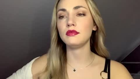 ScarlettxBlonde online show from May 2, 2:45 pm