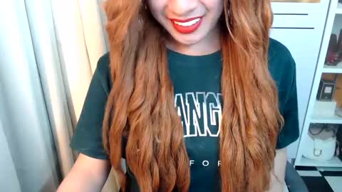 Queen Scarlet online show from March 7, 7:19 am