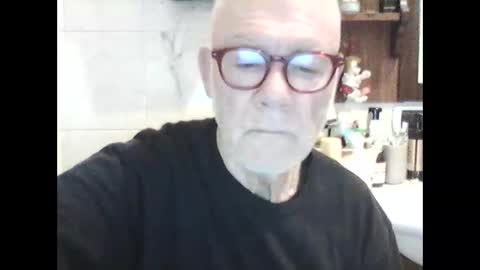 Snapshot of schizzodoro chatting on November 1, 3:49 am schizzodoro online show from November 1, 3:49 am