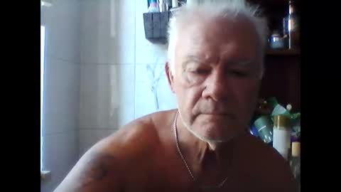 Snapshot of schizzodoro chatting on September 12, 6:59 am schizzodoro online show from September 12, 6:59 am