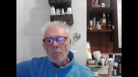 Snapshot of schizzodoro chatting on October 12, 4:16 am schizzodoro online show from October 12, 4:16 am