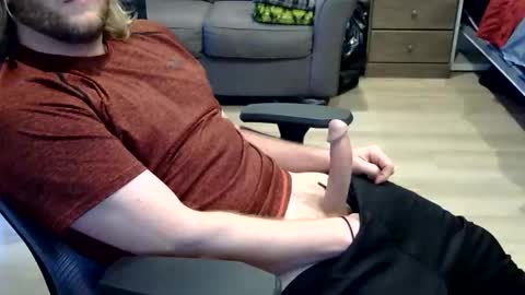 schmizz09 online show from March 8, 11:20 pm