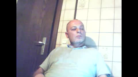 schnibschnab online show from November 25, 12:53 am