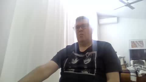 Scoobs online show from June 11, 2:22 am