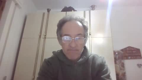 Snapshot of scotchwhieskie chatting on October 22, 6:42 pm scotchwhieskie online show from October 22, 6:42 pm