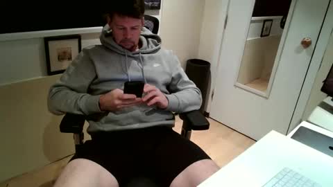 scotsmanx online show from February 1, 2:30 am