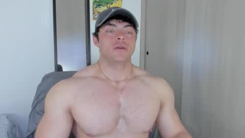 scott__miller online show from December 16, 3:46 am