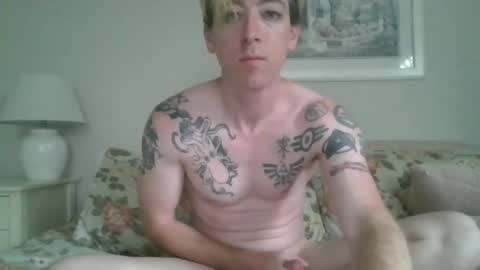 scottiehottie42 online show from September 21, 6:01 pm