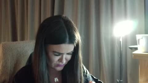 ScottishIvy online show from February 9, 4:32 pm