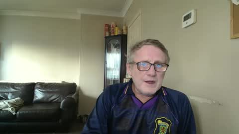 James online show from May 25, 7:42 pm