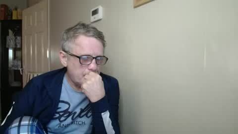 James online show from November 12, 8:00 pm